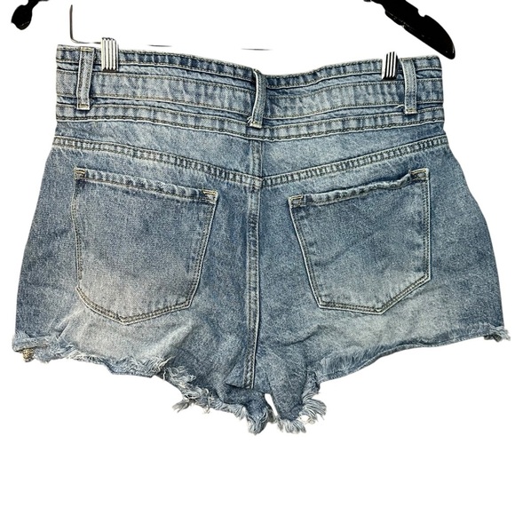 Kancan Women's Blue Jeans Raw Hem Distressed Shorts Size 29 - Picture 2 of 13